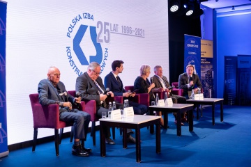 2021.10.12 XVIII Kongres PIKS 12