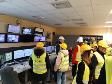 2021 11 10 wizyta uczestników 18. konferencji ABRYS 4