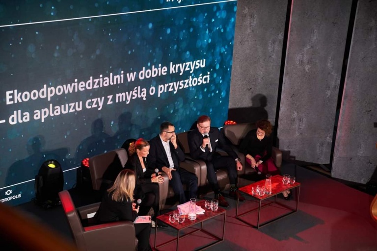 2022.11.17-18 Program Symbol 2022 8