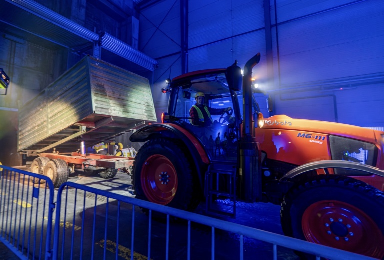 Czy Technika może być piękna? Nocne zwiedzanie MZGOK